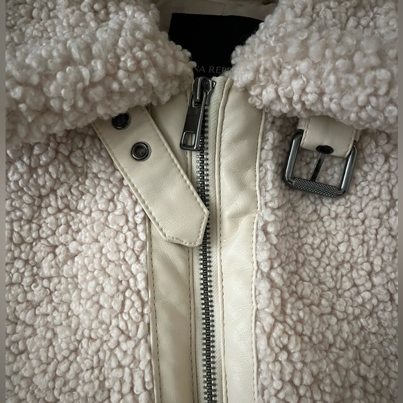 LAST CHANCE - Banana Republic Faux Shearling Moto Jacket - Picture 4 of 10
